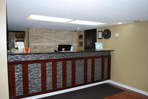 Lobi, Super 8 By Wyndham Eau Claire Wi in Eau Claire (WI)