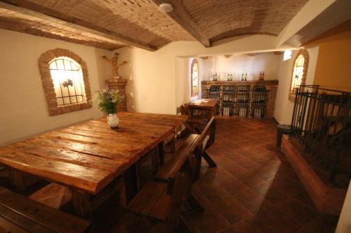 設施, Penzion Živá Pálava (Penzion Ziva Palava) in 克倫特尼察烏米古洛華