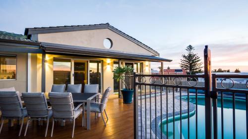 Mullaloo B & B 3