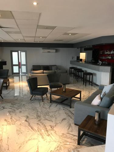 Hunts Hotel Liverpool - image 3