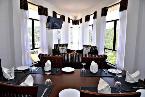 金斯福德公寓 Kingsford Residences