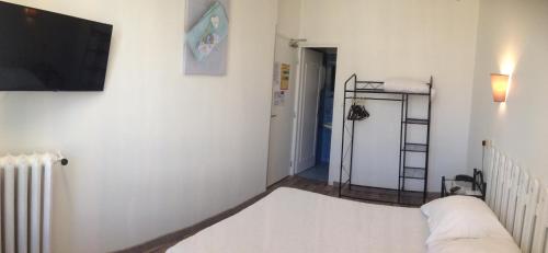 Au Nouvel Hotel