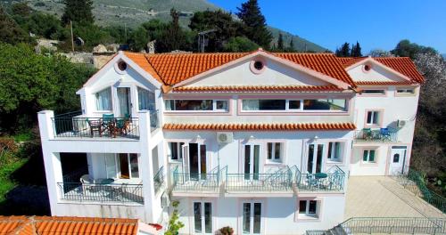 Boulevard Aetos Suites 4