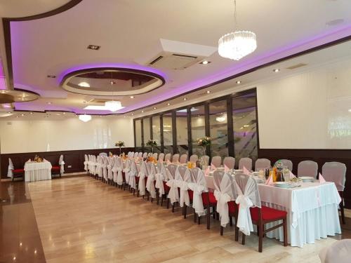 Hotel Texicana - image 9