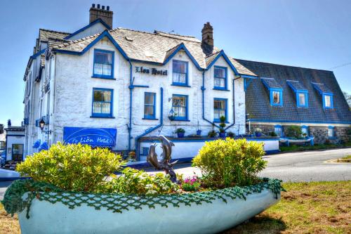 The Lion Hotel, , North Wales