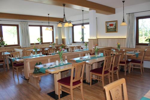 餐飲選擇, 加斯托夫克拉麥維特酒店 (Hotel-Gasthof Kramerwirt) in 申貝格