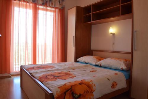 Apartment with Sea View image 10