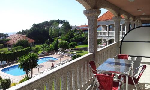 2 bedrooms, 4 beds