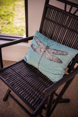 Dragonfly Cottages in Borenore