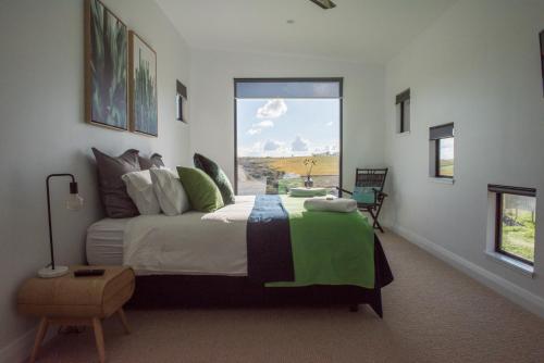 Dragonfly Cottages in Borenore