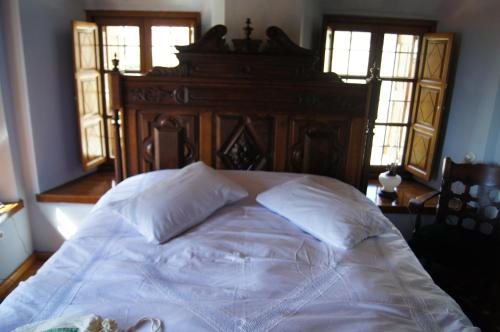 Ta Xelidonakia - image 14