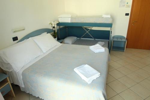 Family Room with Balcony room in Hotel Giorg - WaterPark Free Entrance