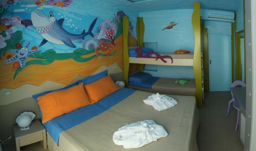 Themed Room image 6