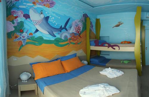 Themed Room image 8