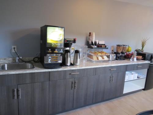 อาหารและเครื่องดื่ม, Rest Inn in เทอร์เรซ (บริติชโคลัมเบีย)