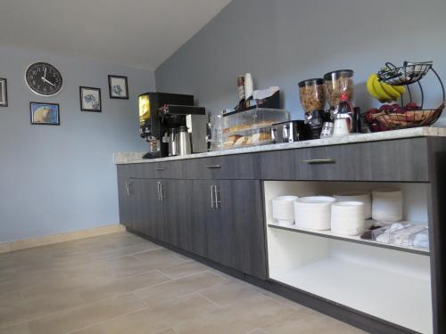 อาหารและเครื่องดื่ม, Rest Inn in เทอร์เรซ (บริติชโคลัมเบีย)