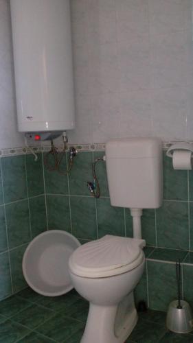 Double Room with Balcony and Sea View image 5