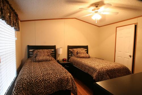Eagle Ford Village Suites in Dilley, USA