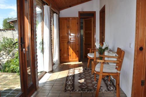 Garden House - image 4