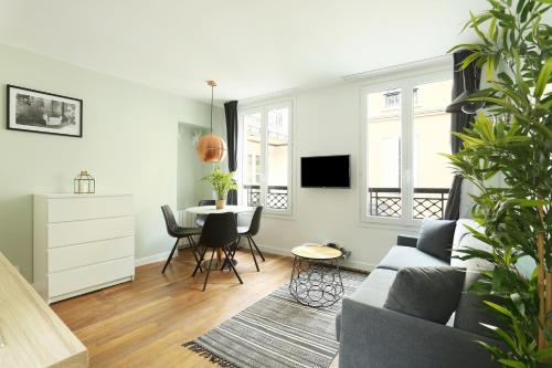 Rent a Room - Residence Meslay – Paris, TX