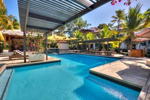 Boca Olas Resort Villas