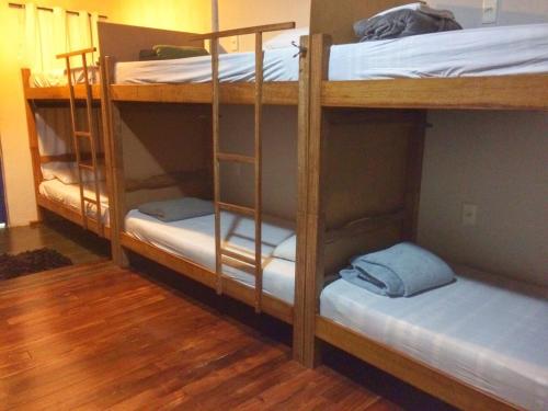 1 bunk bed