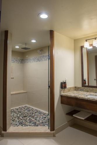 98751249 Cedar Creek Lodge & Conference Center
