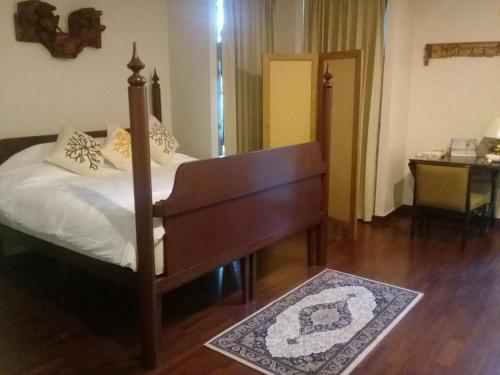 Samsen Suites/ 2 Br Suites for less