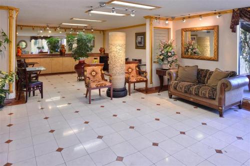Americas Best Value Inn & Suites Fontana in Fontana (CA)