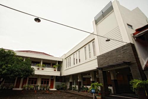 Syariah Arini Hotel