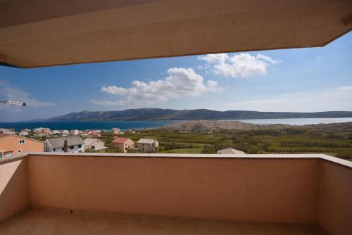 Apartments Zakarija in ซูโบวิซี