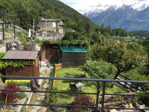  La Maison Cache, Pension in Aosta