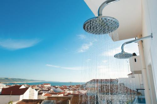 Balcony/terrace, Nazare Hostel - Rooms & Dorms in Nazare
