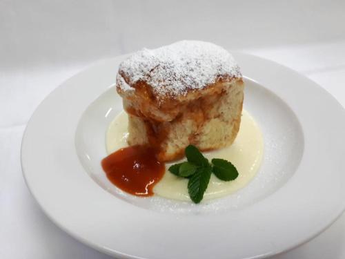 Wildenauer's – Biedermannsdorf, VA