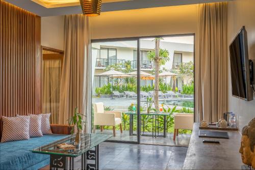Metta Residence & Spa Room Type - Suite Villa with Pool View l free daily cocktail & laundry
