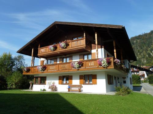 Haus im Kurpark in Reit im Winkl, Deutschland