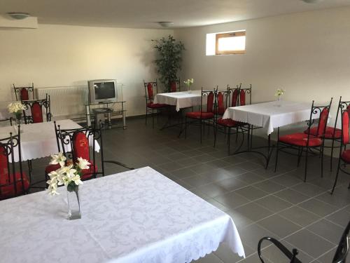 Evička Penzion - image 3