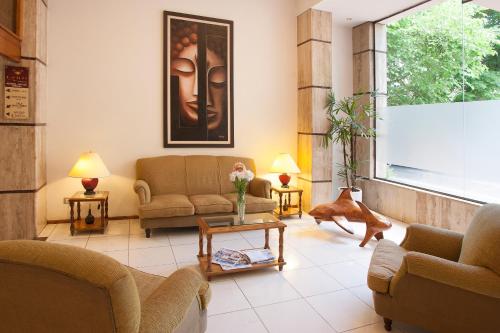 公主酒店 (Hotel Princess) in 門多薩市中心