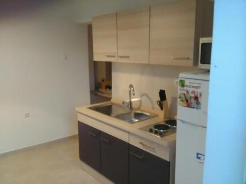  Apartment Antonia in Ugrinići