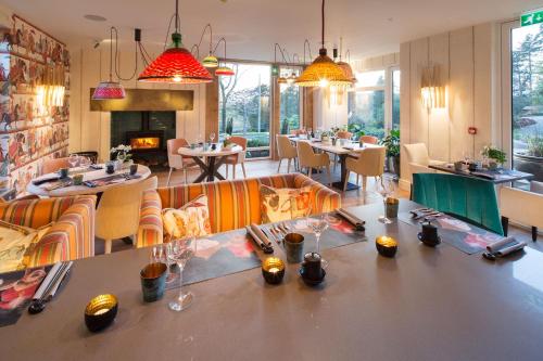 Restaurant, Gilpin Hotel And Lake House in Mitchelland