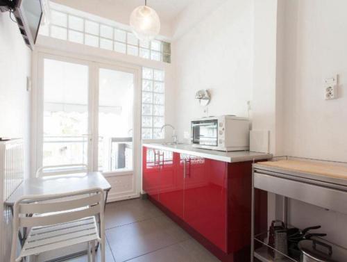 Acropolis Charming Apartment with Large Balcony - DM17, Atény (fotografie 10)