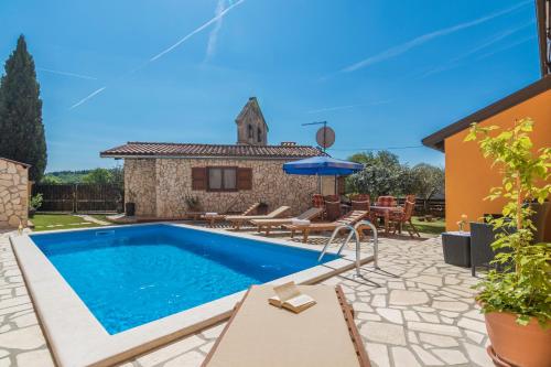  Apartmani Žiković, Ferienwohnung in Poreč