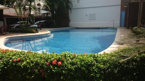 Swimming pool, Hotel El Rancho in María Luisa
