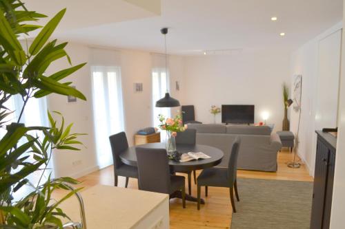 TP BOMBARDA 5, Lisbon Deluxe Apartment, Лиссабон