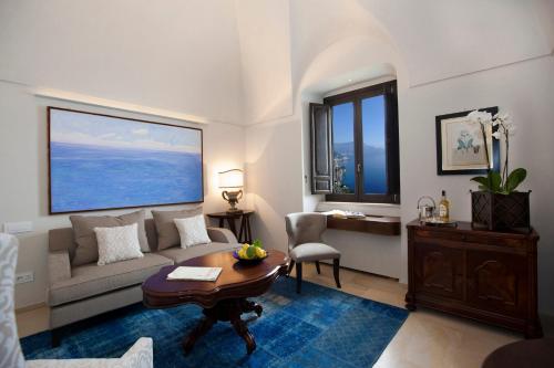 Deluxe Suite with Sea View