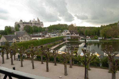 Logis Hotel Beaudon - image 5