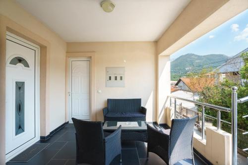 Apartments Lora Apartments Lora