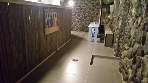 ระเบียง/ชานเรือน, בקתה מקום טוב באמצע in เมนาฮามิยา