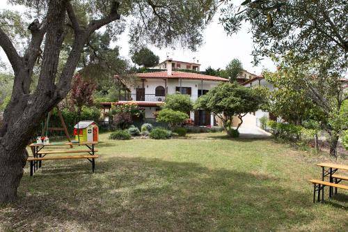  Neria Summer Houses, Ferienwohnung in Chaniotis