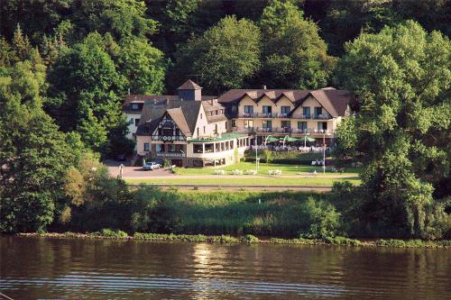 Hotel-Restaurant Peifer - Brodenbach